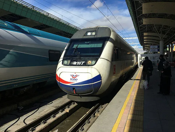 Bakan Uraloğlu'ndan Balıkesir'e hızlı tren müjdesi - 4