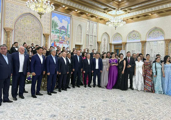 Dünya basını Başkan Erdoğan’ın dış politika başarısını konuşuyor! Türkiye Şanghay’dan Batı’ya sinyal verecek