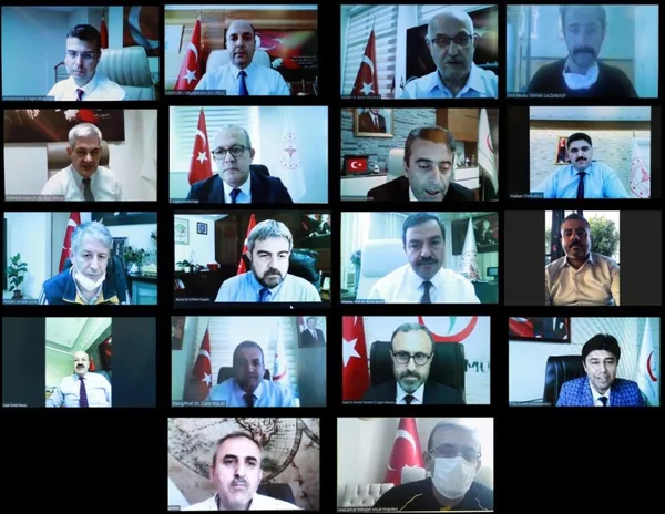 Sağlık Bakanı Fahrettin Koca 18 ilin müdürü ile görüştü - 2