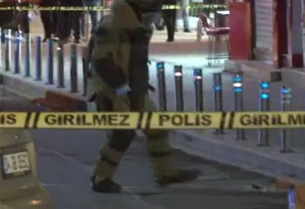 1640341198539.jpg Son dakika: AK Parti ilçe binasının önüne bomba bırakıldı! Yakalanarak gözaltına alındı - 1
