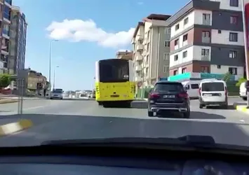İstanbul'da İETT çilesi! Vatandaş isyan etti: İşkenceye devam