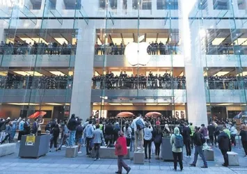 Apple'dan rekor gelir