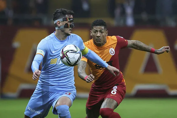 Galatasaray: 1 Kayserispor: 1 MAÇ SONUCU | Aslan 1-1 eriyor