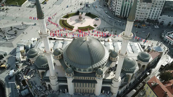 Taksim Camii'nde sona gelindi - 3