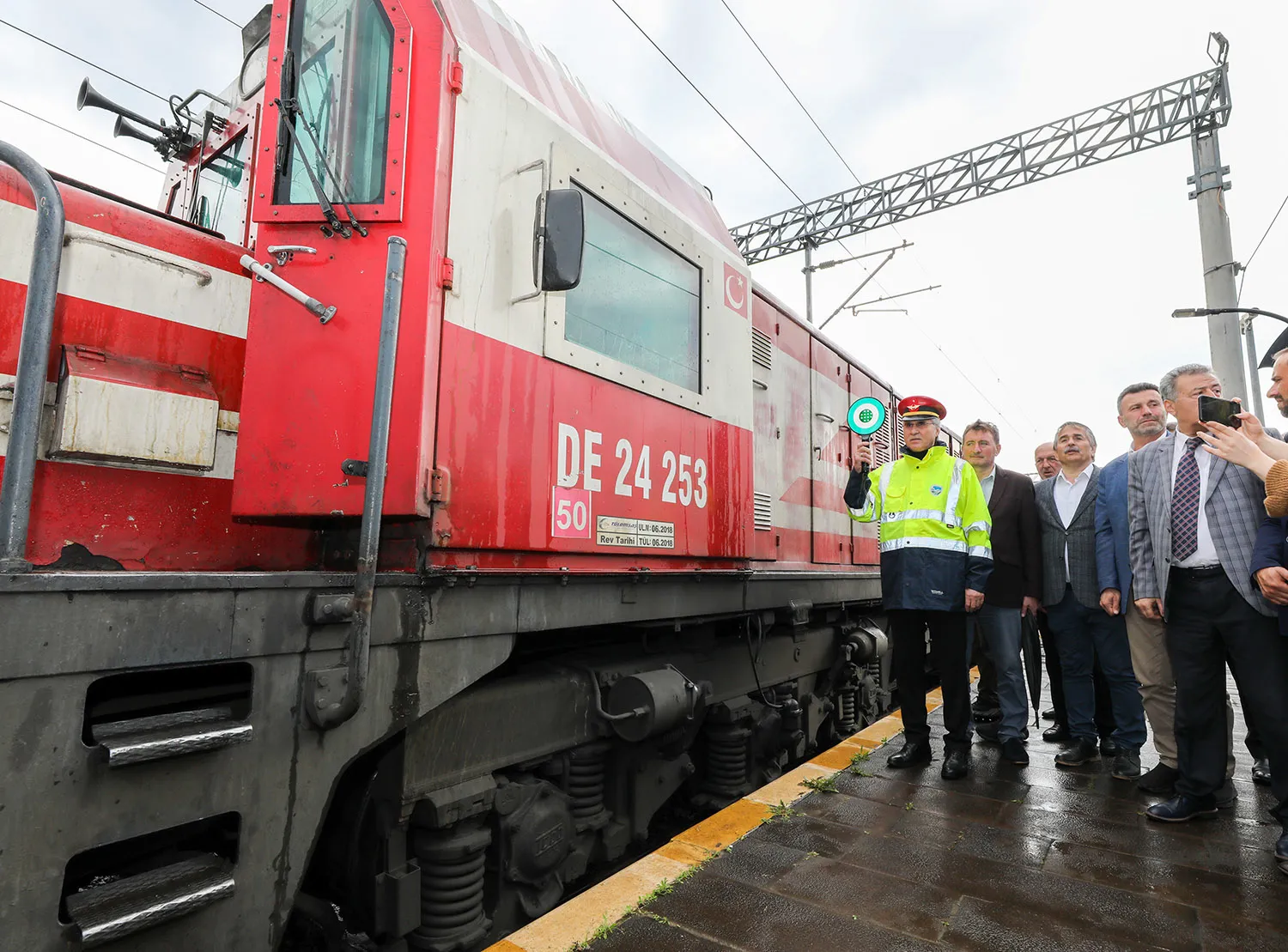 Sakarya’dan Kahramanmaraş’a ‘Kardeşlik Çarşısı’: 40 konteyner yola çıktı