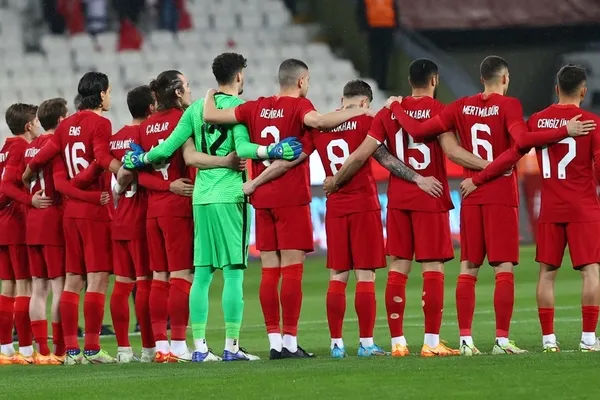 son-dakika-turkiyenin-euro-2024-elemelerinde-mac-programi-belli-oldu-1665395166448.jpg Son dakika: Türkiye'nin EURO 2024 elemelerinde maç programı belli oldu - 1