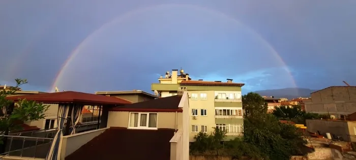 Denizli’de 5 dakikalık kum fırtınası yıktı geçti - 3