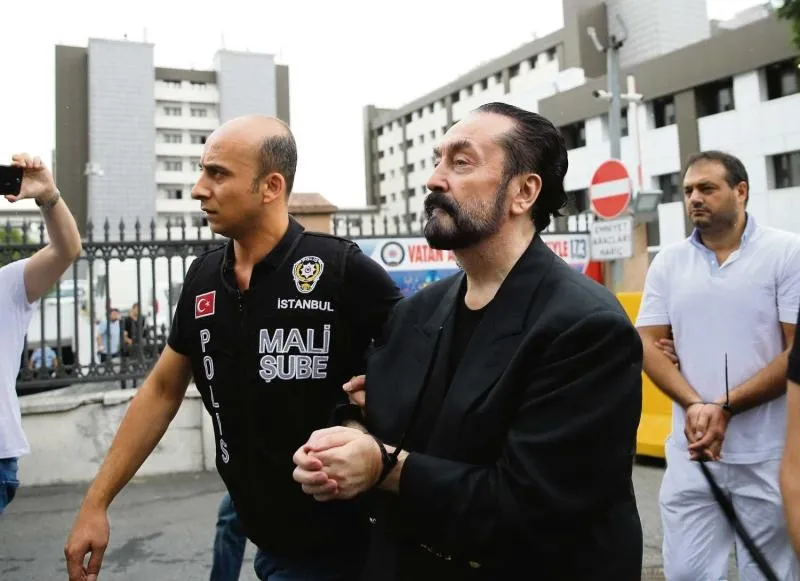 adnan-oktar-suc-orgutunun-hucre-sistemi-coktu-avukatlar-ve-sosyal-medya-uzerinden-kirli-algi-operasyonu-1780670306771.jpeg Adnan Oktar suç örgütünün "hücre" sistemi çöktü: Avukatlar ve sosyal medya üzerinden kirli algı operasyonu - 4