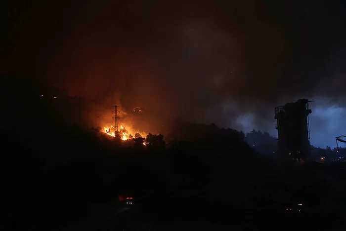 Son dakika: Milas'ta yangın: Alevler Kemerköy Termik Santrali'ne sıçradı - 5
