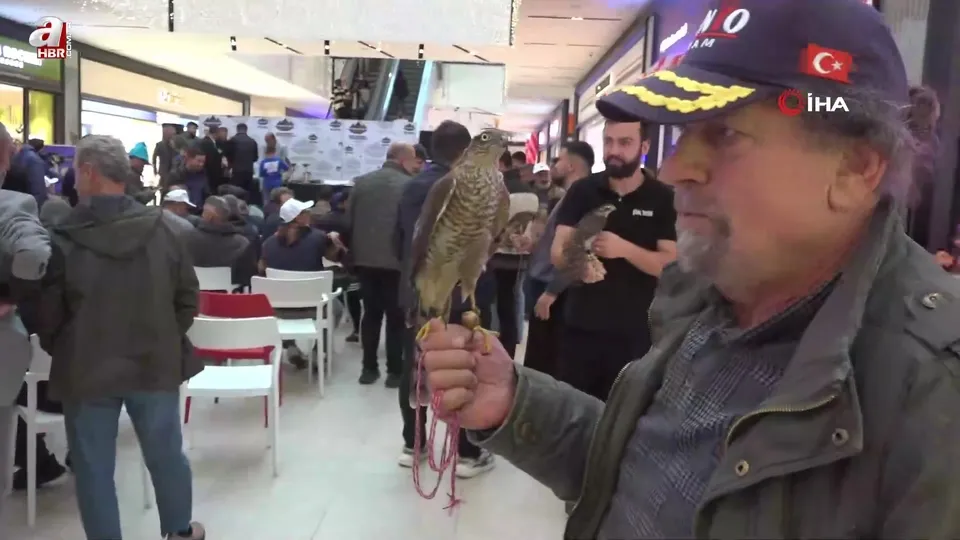 AVM’de en güzel atmacalar yarıştı