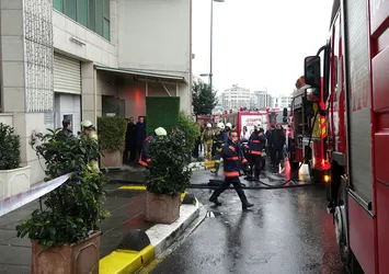 Beyoğlu'nda otelde yangın