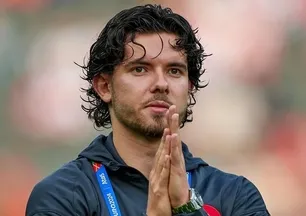 Kız babası oldu! Ferdi Kadıoğlu'ndan ilk fotoğraf....