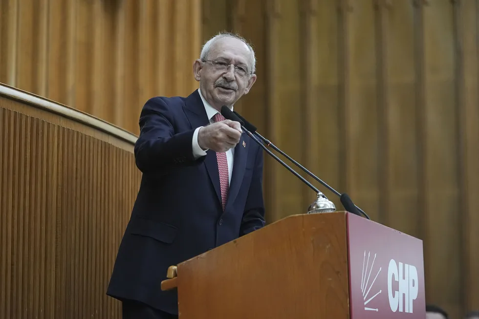 CHP'de 9 Eylül'ün yol haritası belirleniyor! Genel Merkez’de peş peşe kritik zirveler: Ayrılıklar, kurultay takvimi ve disiplin dosyaları masada - 4