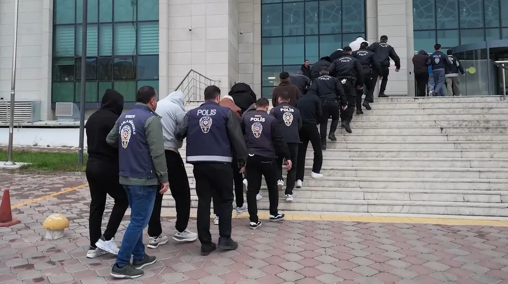 8 ilde milyarlık yasa dışı bahis ağına operasyon! 11 tutuklama