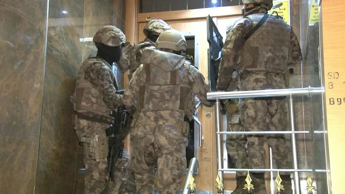 Son dakika: İstanbul'da dev operasyon! Aralarında Sedat Peker de var!