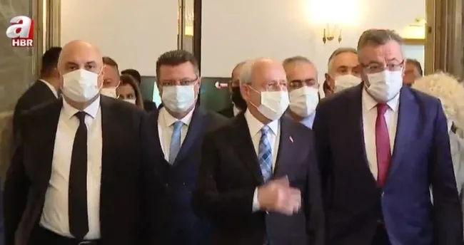 chp-lideri-kemal-kilicdaroglu-ne-yapmak-istiyor-baskin-mi-ziyaret-mi-1638611940418.jpg CHP lideri Kemal Kılıçdaroğlu ne yapmak istiyor? Baskın mı ziyaret mi? - 9