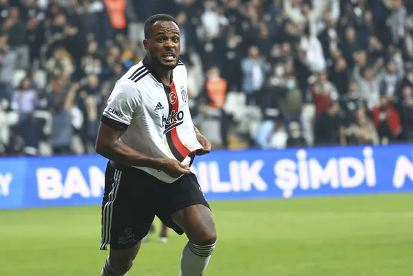 Beşiktaş'ta Larin gelişmesi! Yönetim golcü oyuncuyu bırakmayacak - 1