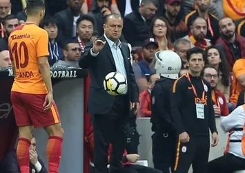Dev derbiden ilginç görüntü! Fatih Terim...