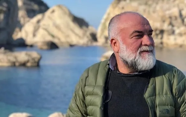 gungor-arslan-kimdir-oldu-mu-silahli-saldiriya-ugrayan-ses-kocaeli-gazetesi-sahibi-gungor-arslan-saglik-durumu-1645280577627.jpg Güngör Arslan kimdir, öldü mü? Silahlı saldırıya uğrayan Ses Kocaeli Gazetesi sahibi Güngör Arslan sağlık durumu nasıl? - 3