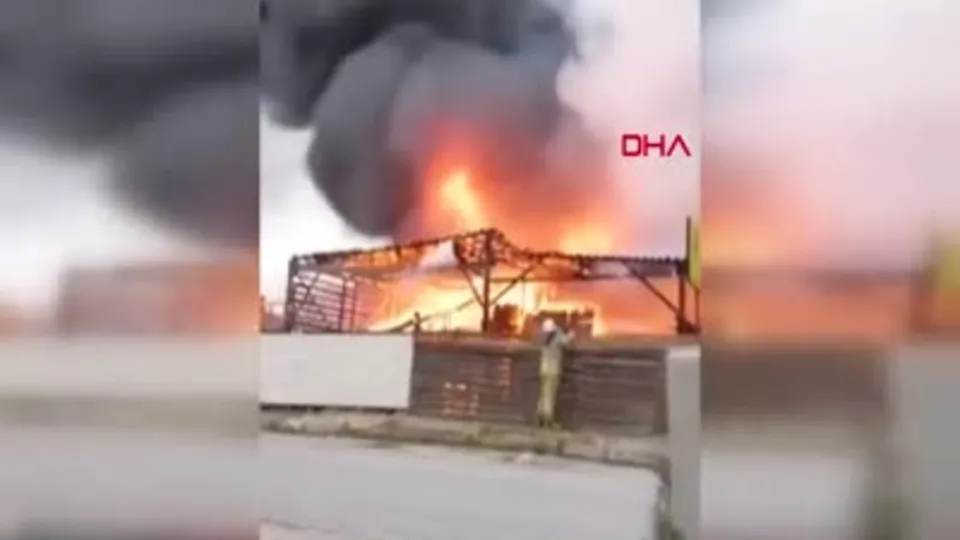 İstanbul’da korkutan yangın!