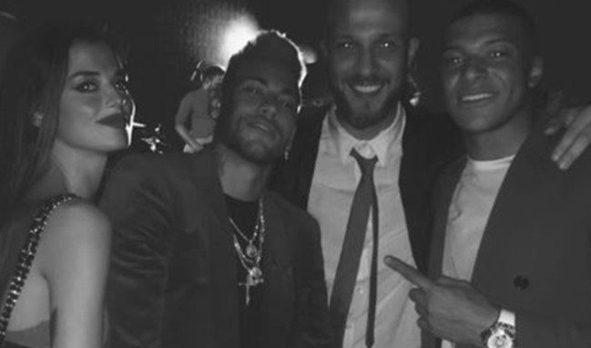 Elif Aksu kimdir? Neymar'ın partisine katılan Elif Aksu nereli, kaç yaşında? - 1