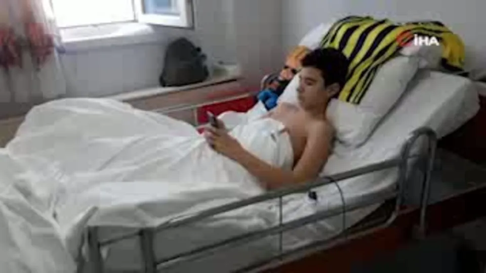 İzmir depremine Doğanlar Apartmanı’nda yakalandı! 15 yaşındaki Günay o anları  böyle anlattı