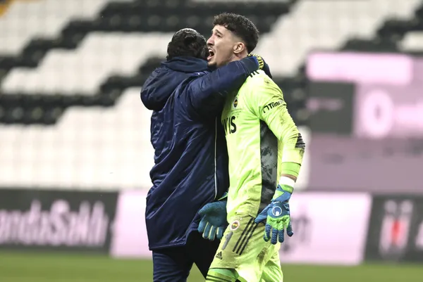 Altay Bayındır’ın gözyaşları: Beşiktaş derbisinin ardından ağladı