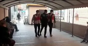 Annesini benzinle yakmaya çalışmıştı! Tutuklandı