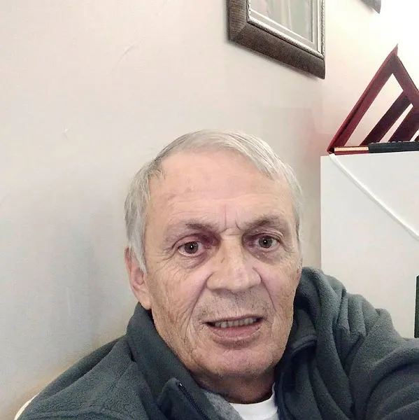 hababam-sinifi-oyuncusu-fazil-ender-uzun-hayatini-kaybetti-fazil-ender-uzun-kimdir-fazil-ender-uzun-neden-oldu-1617000959798.jpg Hababam Sınıfı oyuncusu Fazıl Ender Uzun hayatını kaybetti! Fazıl Ender Uzun kimdir? - 4
