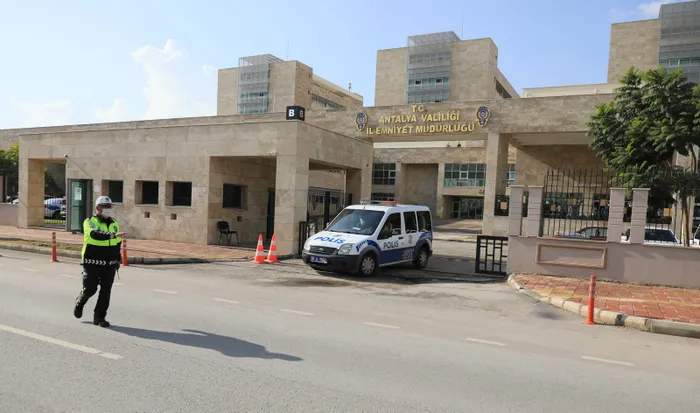 Bakanlık KADES'i hayata geçirdi! Kadınların 'tehlikedeyim' ihbarı 5 saniyede polise ulaşıyor - 5