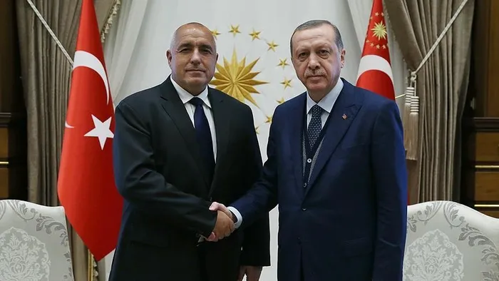 Son dakika: Bulgaristan'daki erken seçimden flaş haber! Boyko Borisov'un partisi GERB önde... - 1
