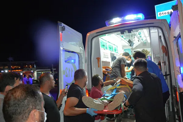 Ordu'da feci kaza! otomobille kamyonet çarpıştı: 4 yaralı - 2