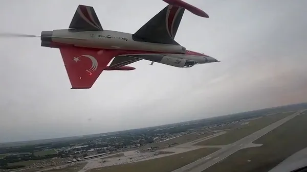 Türk Yıldızları Macaristan'da göz doldurdu - 1