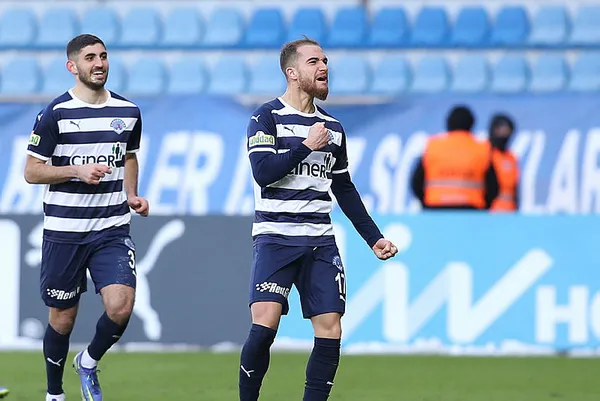 Son dakika: Kasımpaşa evinde Kayserispor'u devirdi! Maç Sonucu 3-1 - 3