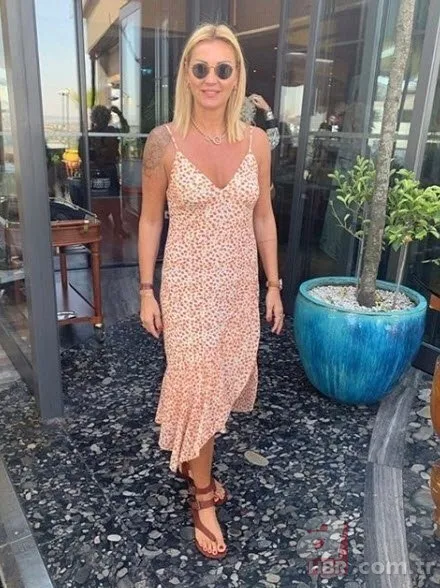 Arka Sokaklar dizisinin Rıza Babası Zafer Ergin o fotoğrafıyla olay oldu! Rıza Baba'nın yıllar önceki fotoğrafı 12