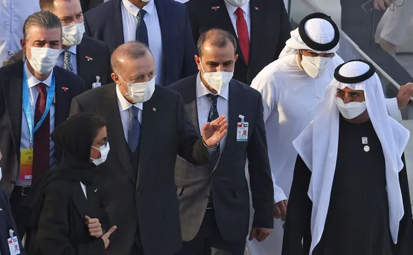 1645000848709.jpg Başkan Erdoğan'ın BAE ziyareti Arap basınında: Bölgenin refahına öncülük ediyor - 7