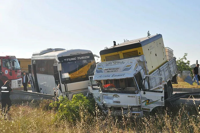 Tekirdağ'da feci kaza! 18 işçi yaralandı - 3