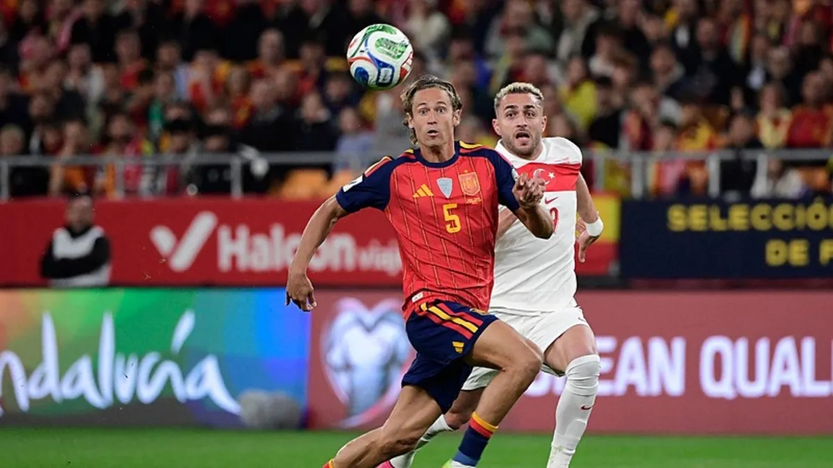 Eksiklerle dolu gecede tarihi başarı! A Milli Takımımız Play-Off’ta