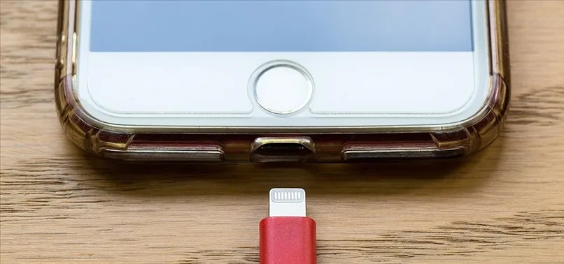 Apple iPhone sahipleri dikkat! En çok onlar etkilenecek! Avrupa Parlamentosu kararını duyurdu