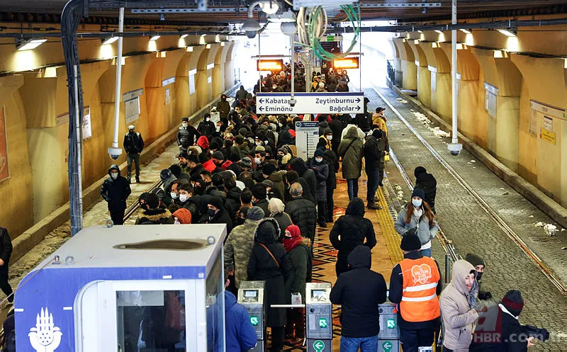 İstanbul yaya kaldı! Yetersiz İBB vatandaşa eziyet oldu 15