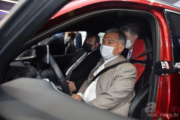 Tataristan Cumhurbaşkanı Minnihanov Türkiye’nin Otomobili’ni TOGG inceledi