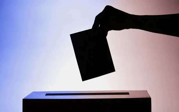 2023 Oy pusulasının fotoğrafını çekmek ve paylaşmak yasak mı? Seçimde oy kullanmamanın cezası kaç TL?