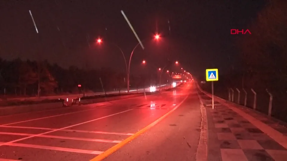 Başkente mevsimin ilk karı yağdı