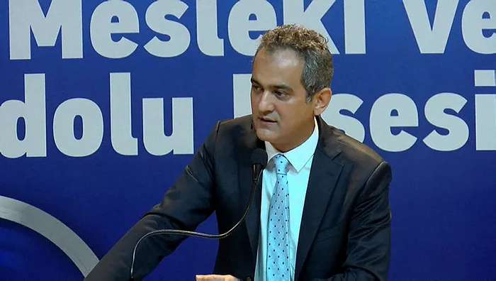 Milli Eğitim Bakanı Mahmut Özer: İki doz aşı olan öğretmen sayısı yüzde 91'e ulaştı - 2