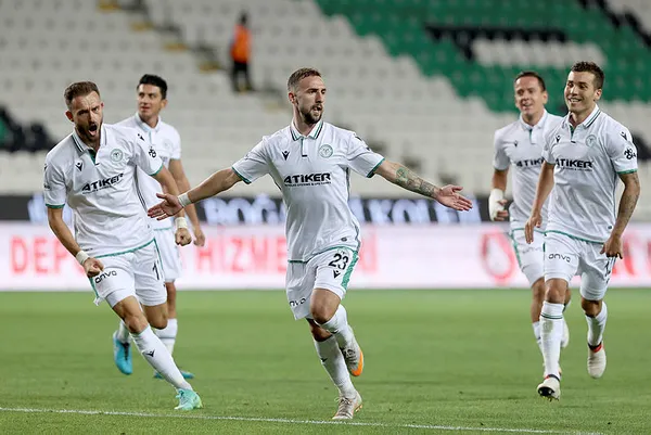 Konyaspor - Başakşehir maçında muhteşem geri dönüş