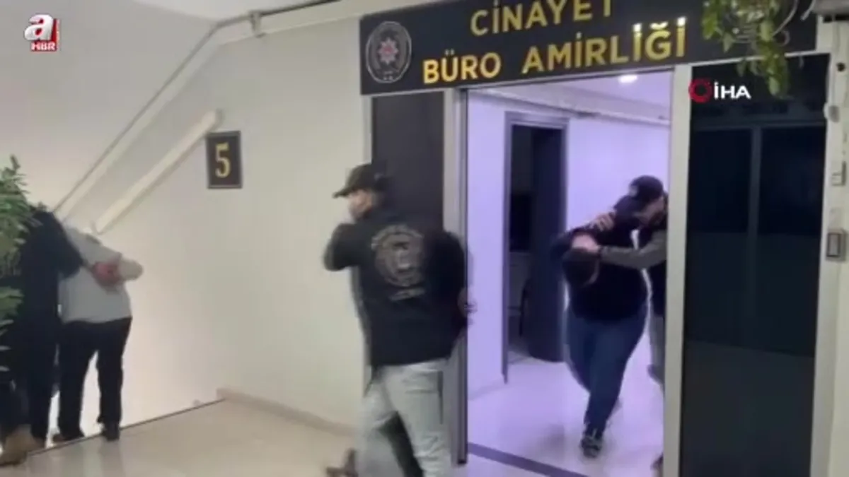 İzmir’de silahlı kavga: 3 ölü