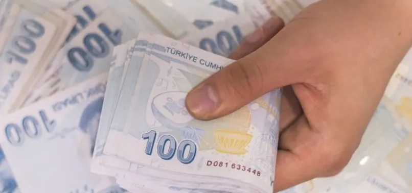 KYK kredi ve burs ödemeleri ne kadar, kaç TL oldu? KYK burs ve kredi miktarları arttı mı? Lisans, önlisans kredi ve burs 2022-2023 ücretleri...