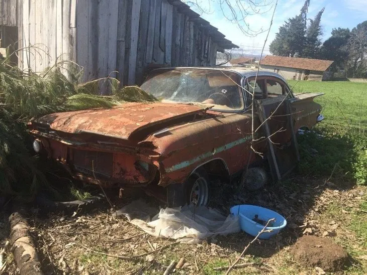 Klasik araçları hurdadan aldı paha biçilmez hale getirdi 🚗 Otomobillerin son halleri görenleri şaşırttı