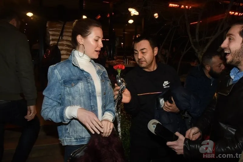 Chloe Loughnan Serdar Ortaç sessizliğini bozdu! Biten evliliğiyle ilgili ilk kez konuştu: Kumarı benden çok sevdi 16