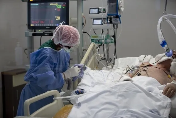 Koronavirüse karşı alınan tedbirler etkisini gösterdi! İşte vakalarda düşüşün başladığı şehirler - 10